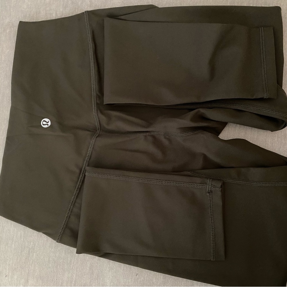 Lululemon athletica Align Leggings (sold out online ) - Picture 11 of 11